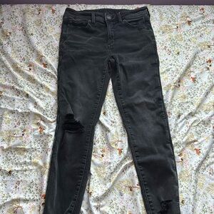 American Eagle Black Distressed Jeggings